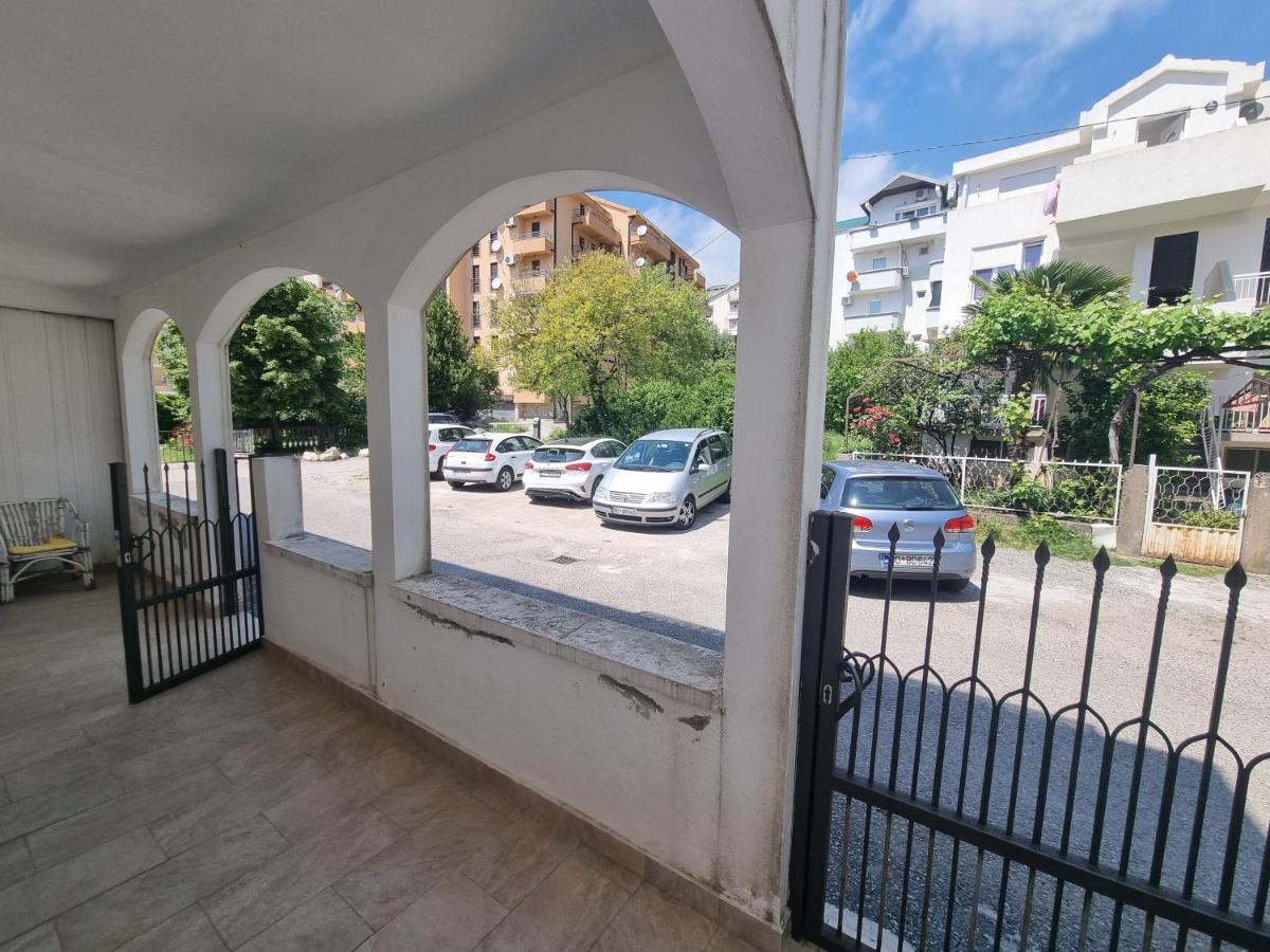Guest House Damjana Budva Pokoj fotografie