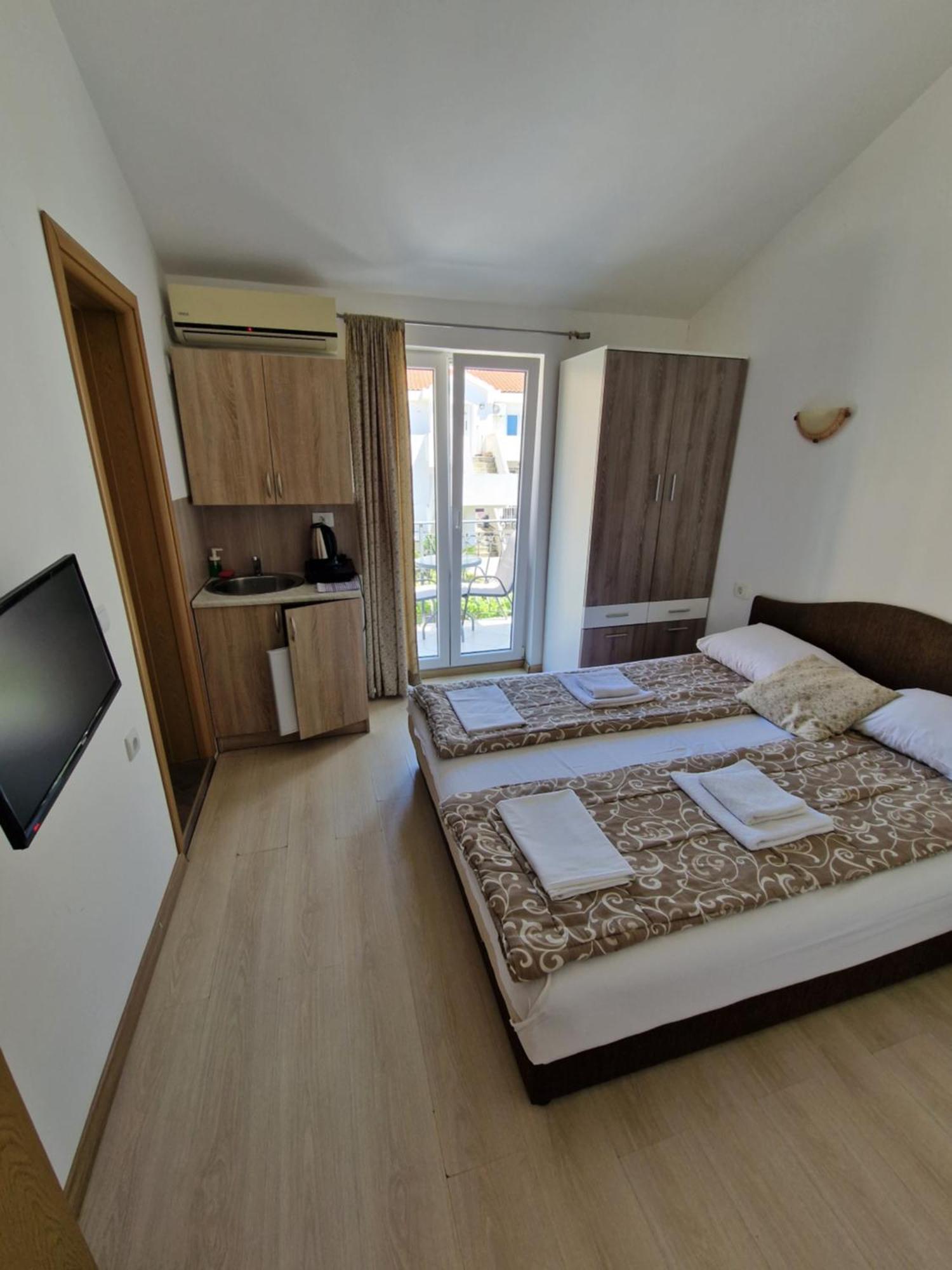 Guest House Damjana Budva Exteriér fotografie
