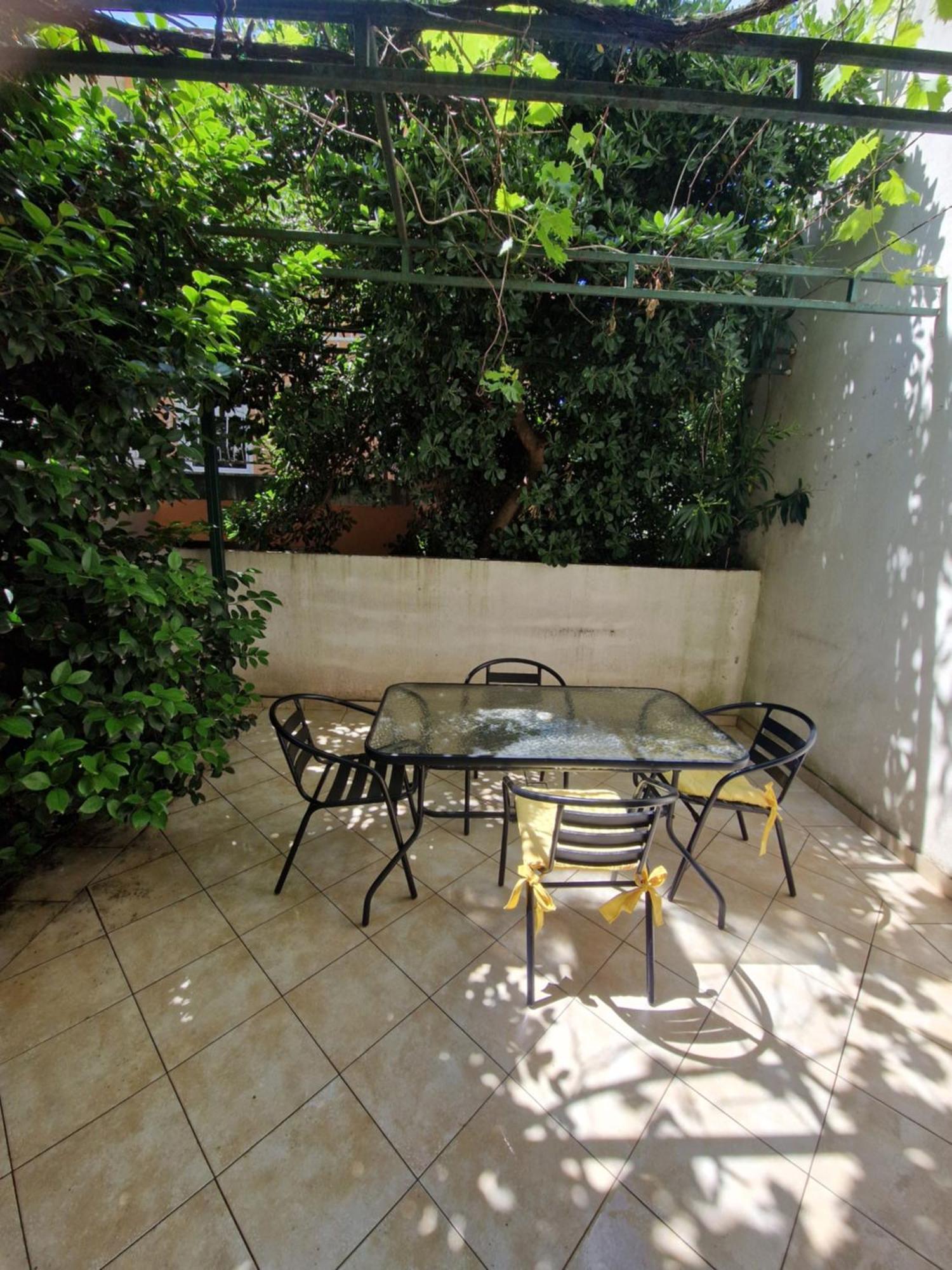 Guest House Damjana Budva Pokoj fotografie
