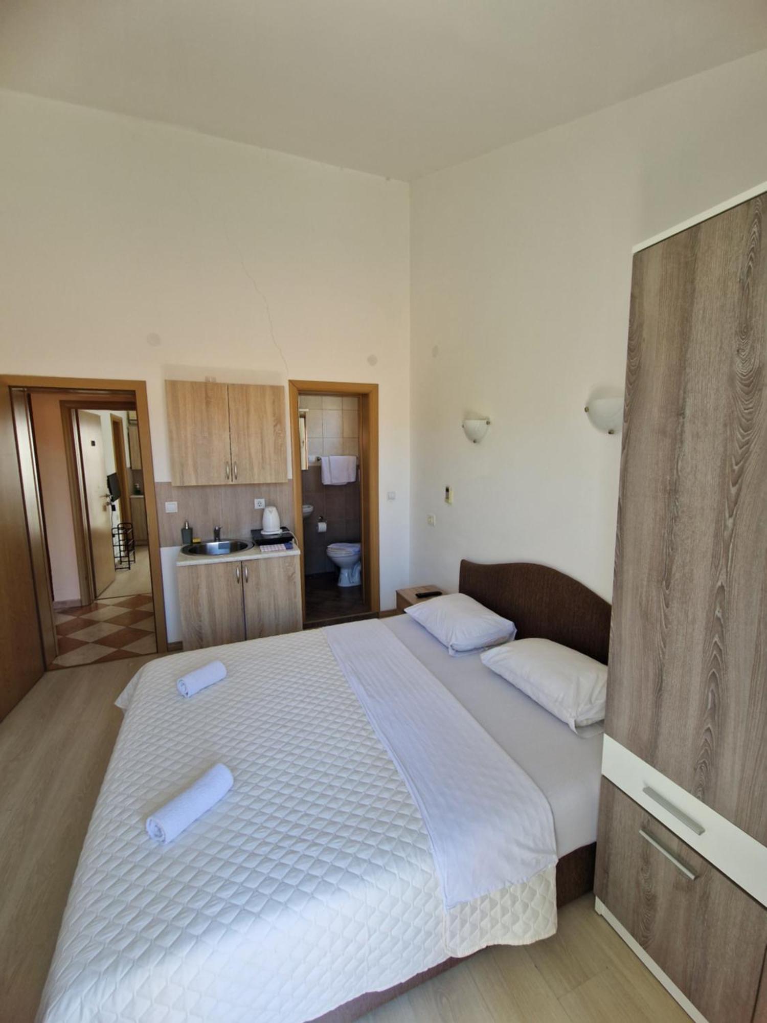 Guest House Damjana Budva Exteriér fotografie