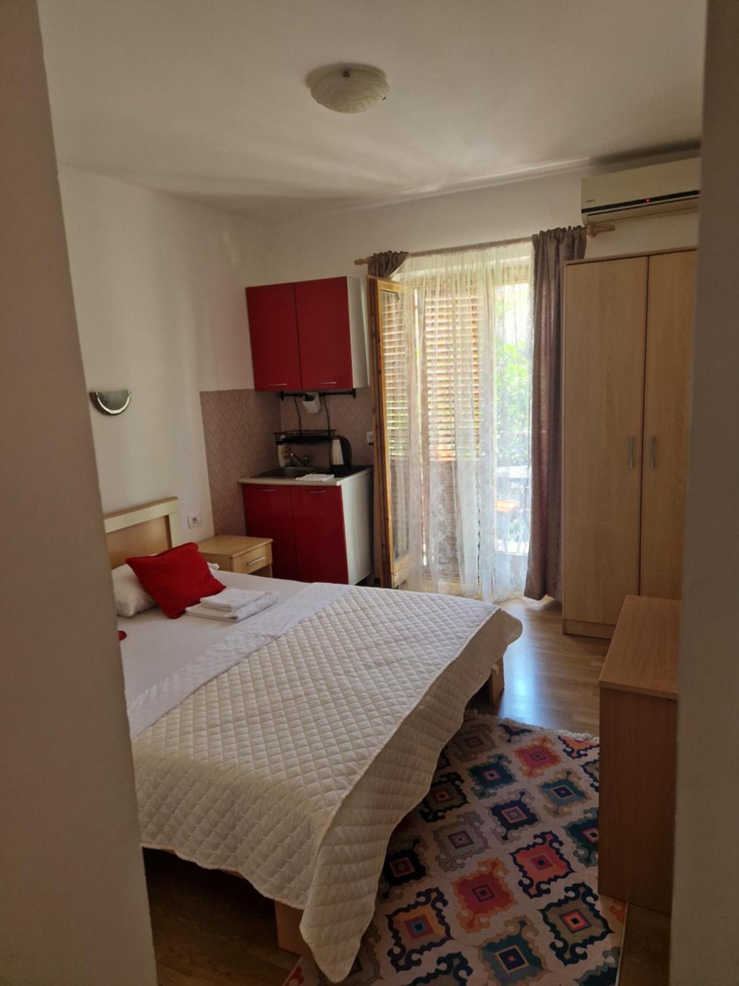 Guest House Damjana Budva Exteriér fotografie