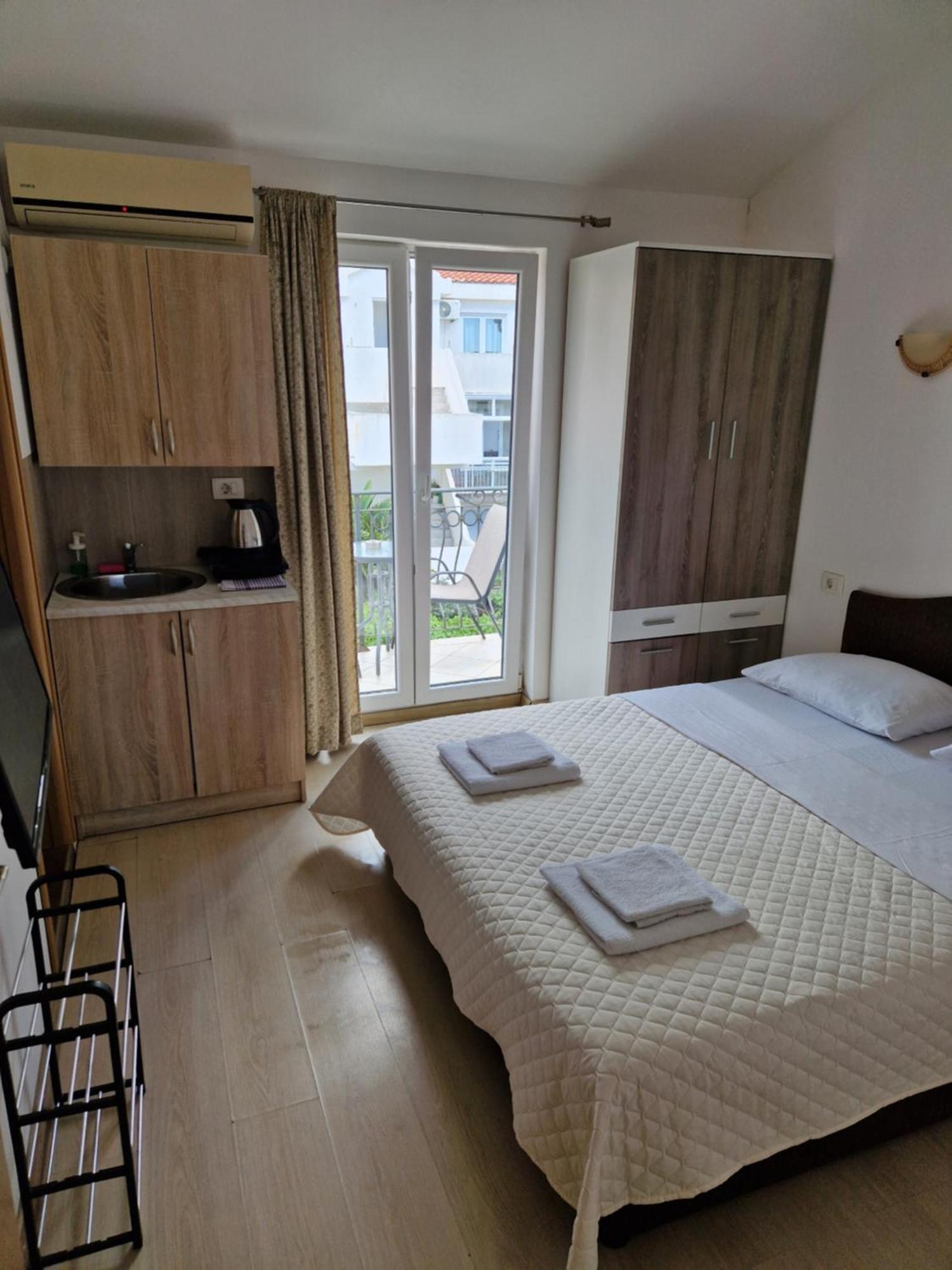Guest House Damjana Budva Exteriér fotografie