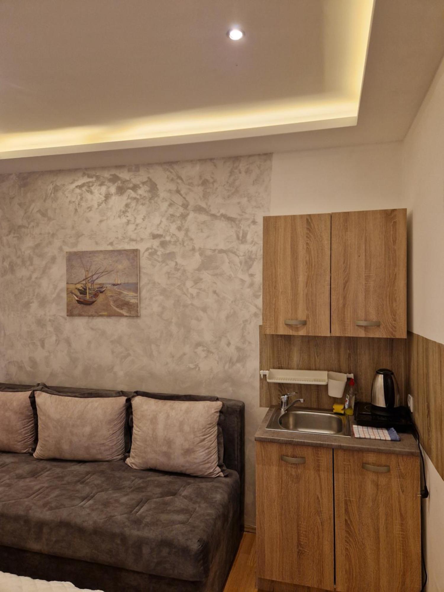 Guest House Damjana Budva Pokoj fotografie